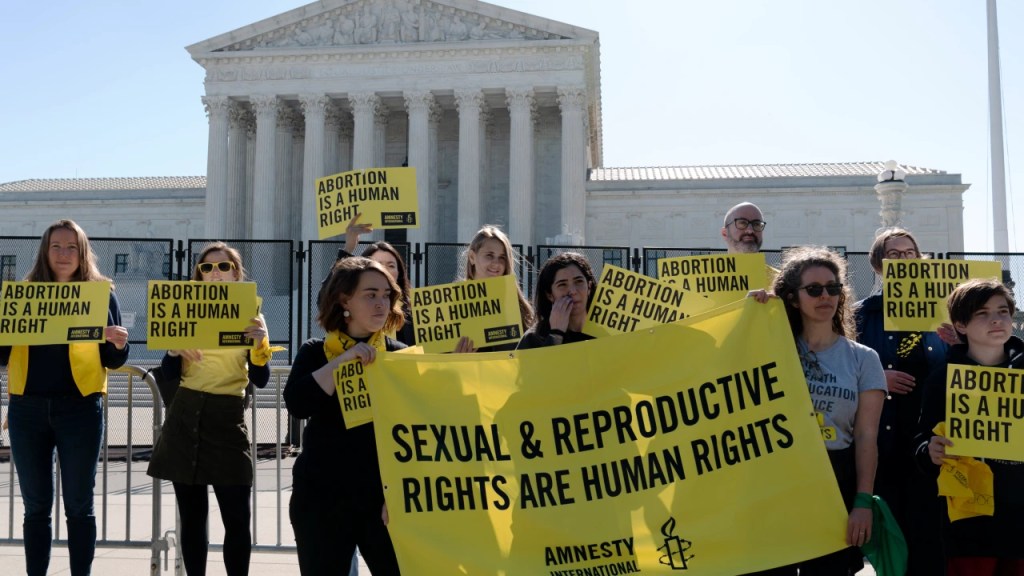 The end of the right to abortion in the USA ~ La fin du droit à l’avortement aux&nbsp;USA